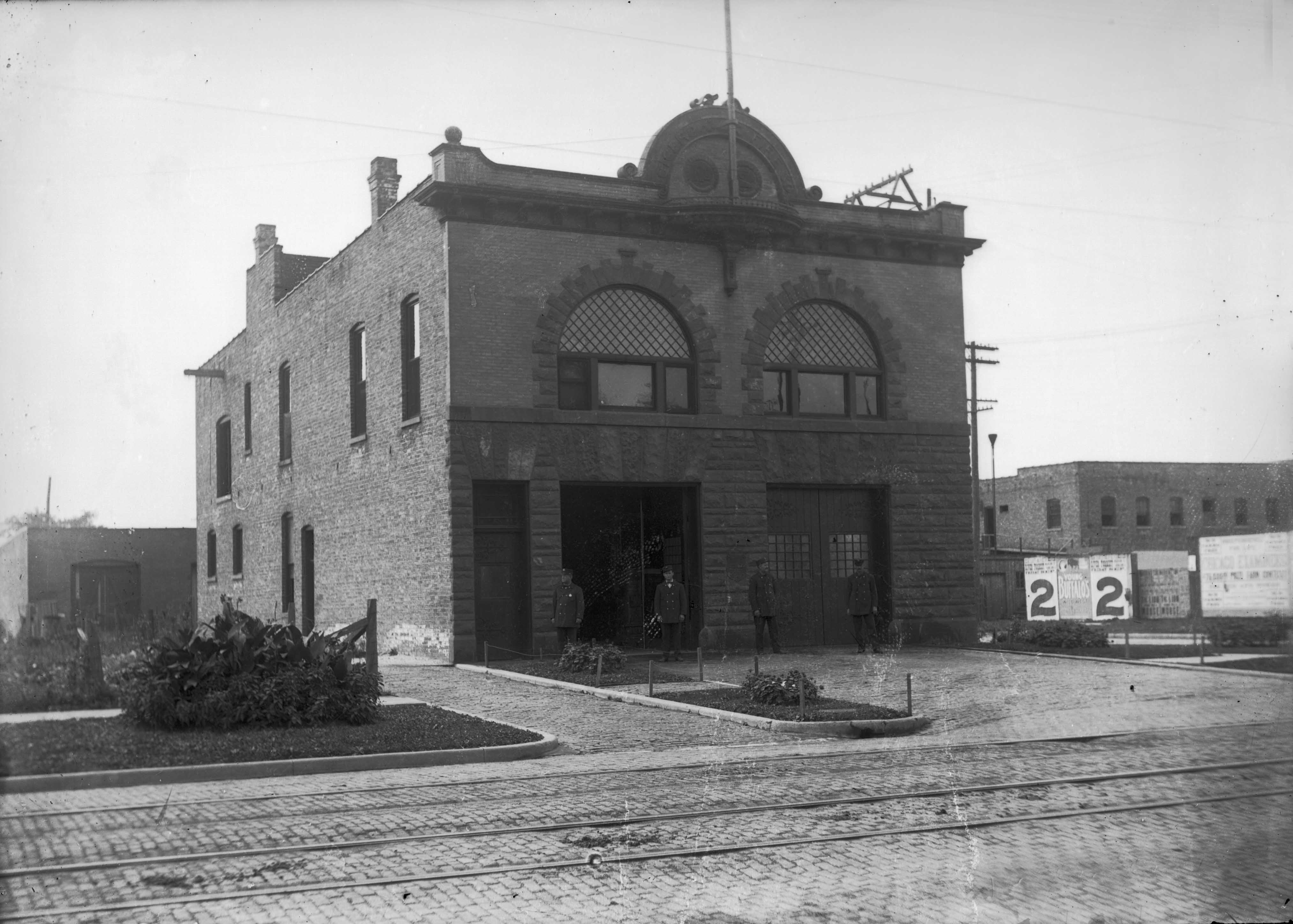 Vintage photo of Cicero Fire Company building in Oak Park.