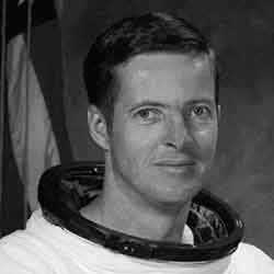 photo of astronaut Joseph Kerwin
